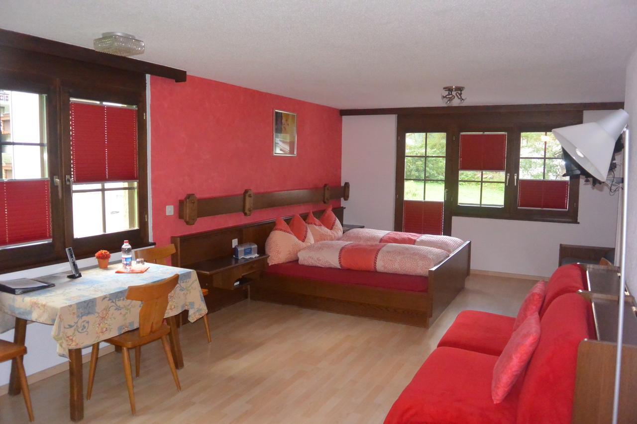 סאס-גרונד Hotel Baergsunnu מראה חיצוני תמונה